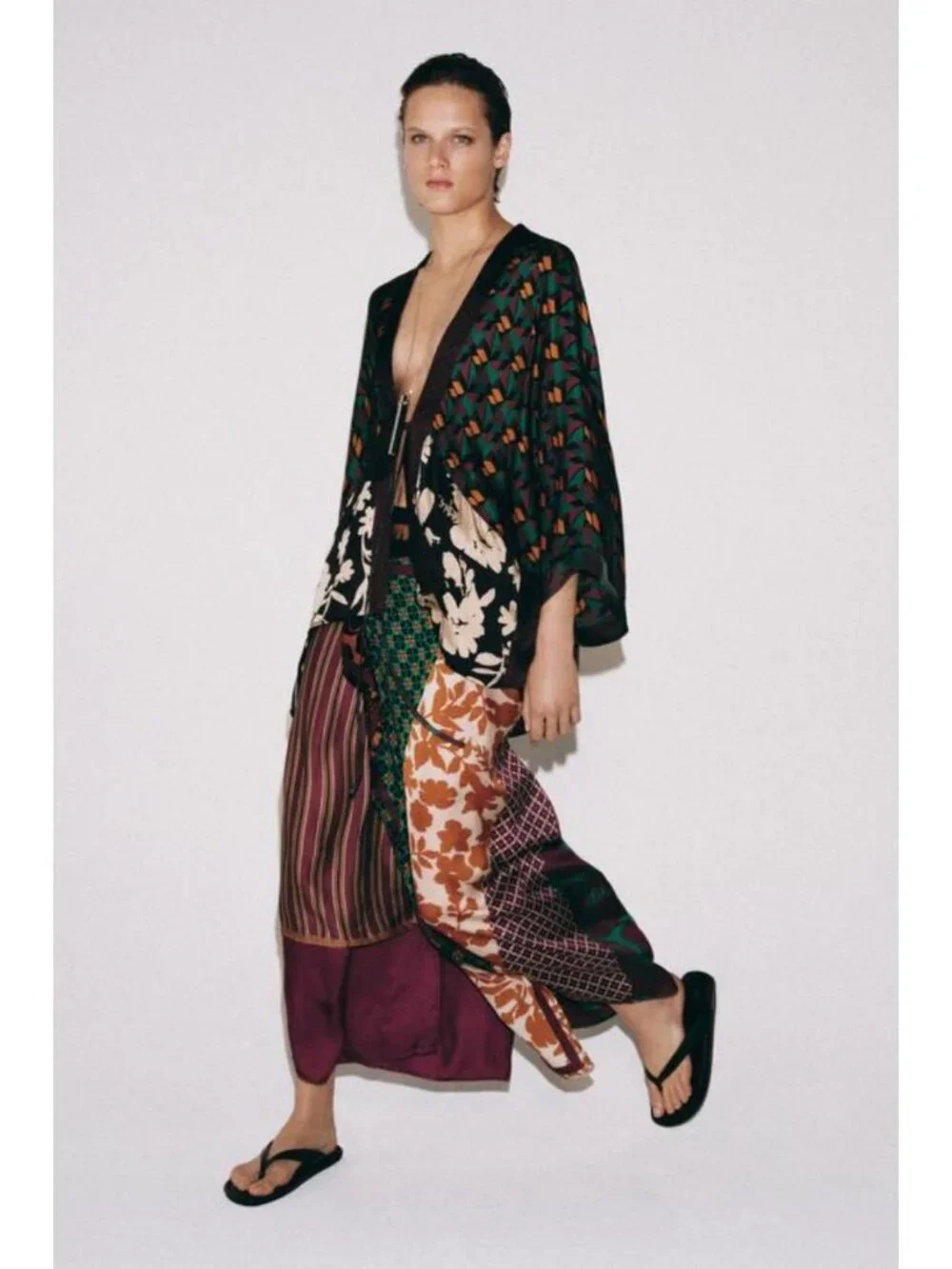 ZARA PRINTED SCARF PAREO - Picture 1 of 8
